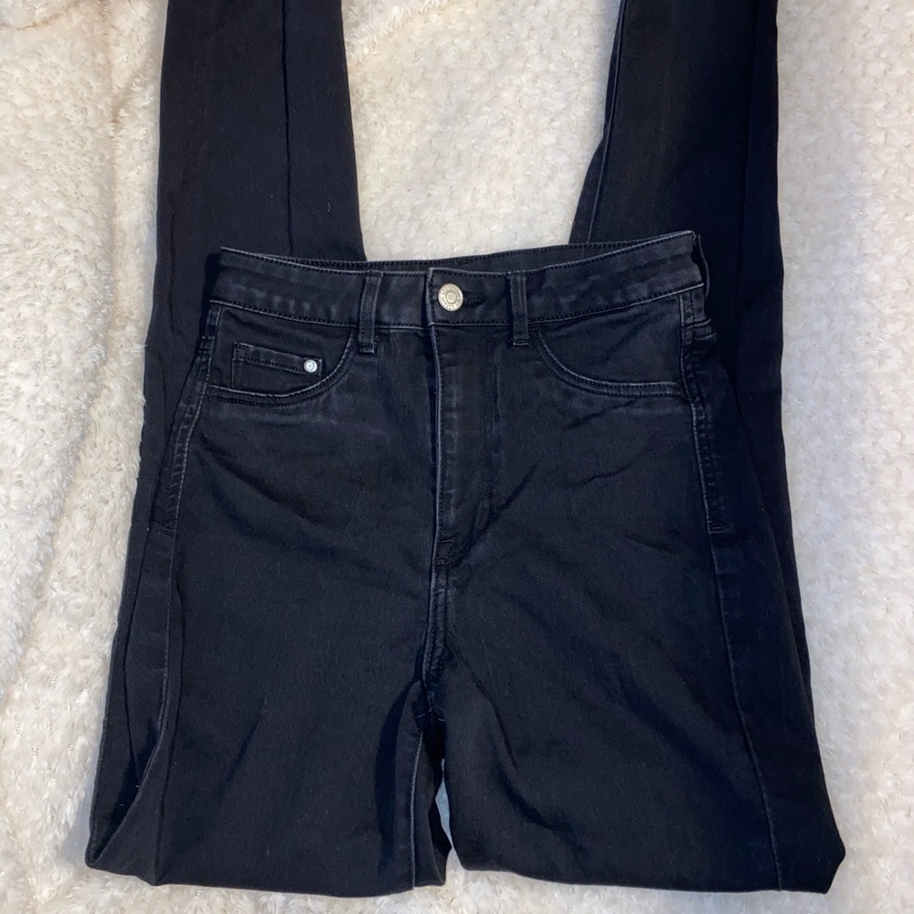 Black H&M high waisted jeggings